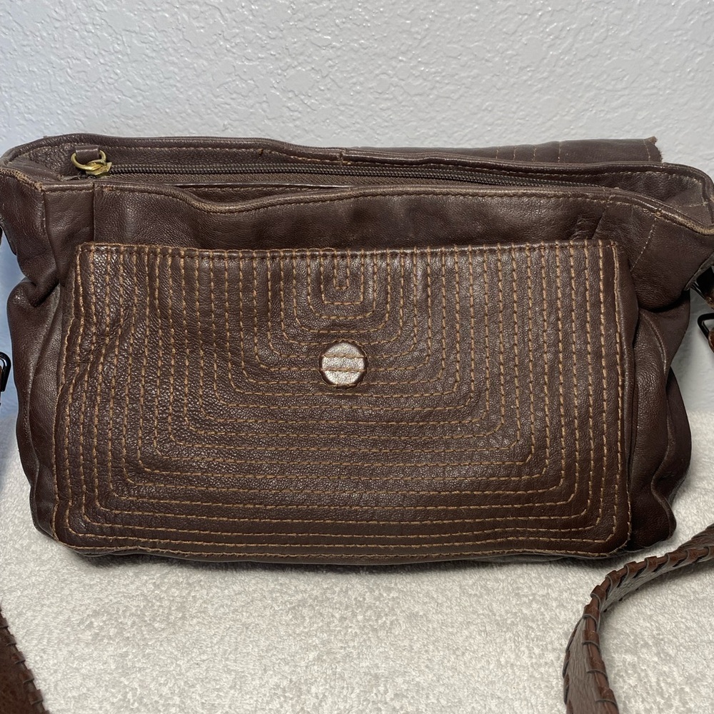 Vince Camuto Brown pebbled leather shoulder handbag - Picture 3 of 9